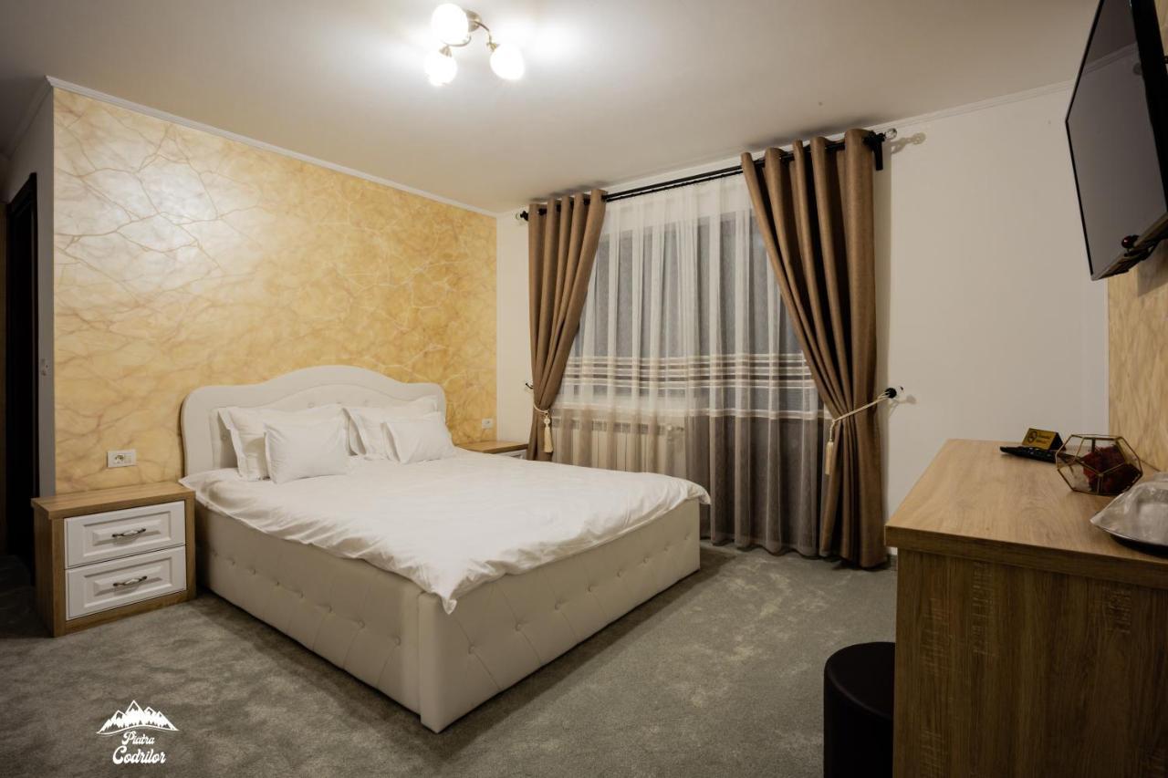 Hotel Piatra Codrilor Dorna-Arini Esterno foto